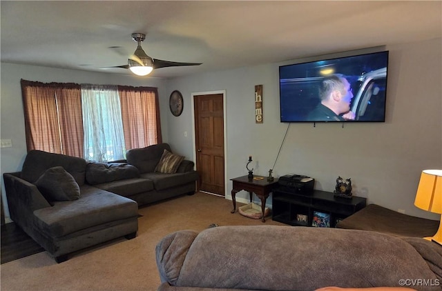 20803 Old Beaver Pond Rd, Mc Kenney, VA 23872 - carpeted living room with ceiling fan