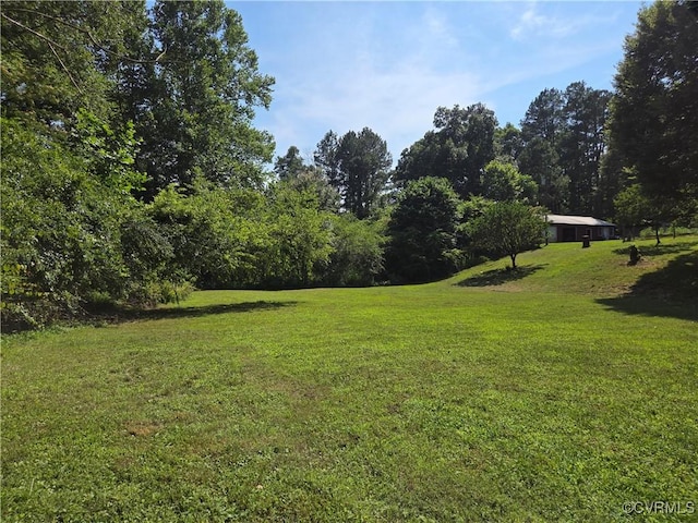 20803 Old Beaver Pond Rd, Mc Kenney, VA 23872 - view of grassy yard