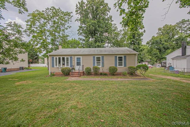 1300 Hyner Cir, Sandston, VA 23231 - view of front of house with a chimney