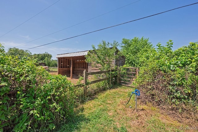 570 Three Chopt Rd, Manakin Sabot, VA 23103 - view of yard featuring an outdoor structure