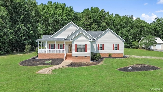 6125 Trinity Church Rd, Dinwiddie, VA 23833 - view of front facade featuring a porch, crawl space, and a front lawn
