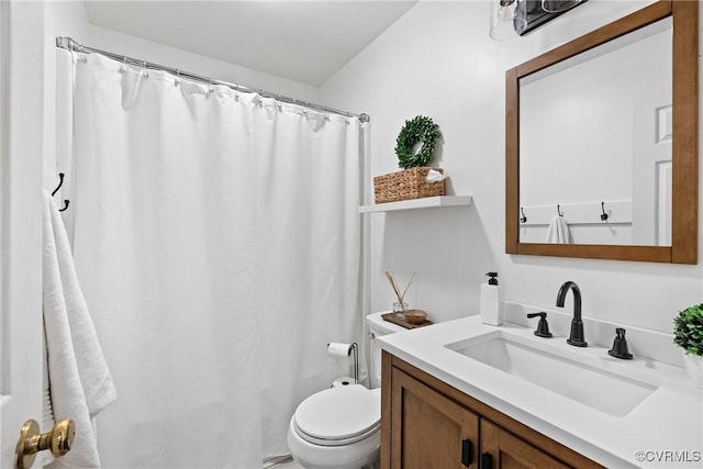 275 Meadowview Ln, Farmville, VA 23901 - full bathroom featuring vanity and curtained shower