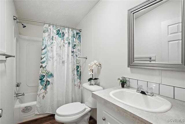 209 Oak Hill Rd, Prospect, VA 23960 - full bath featuring a textured ceiling, vanity, and shower / bath combo
