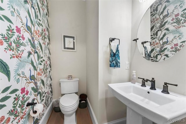 12340 Purbrook Walk, Henrico, VA 23233 - full bath featuring curtained shower and wood finished floors