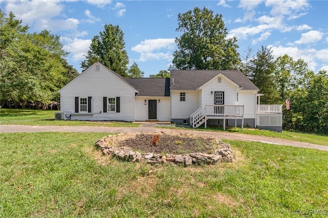 24 Hummingbird Ln, Cumberland, VA 23040 - view of front facade featuring a front lawn
