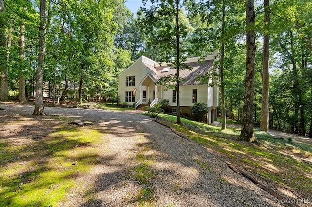 13030 River Hills Dr, Midlothian, VA 23113 - view of front of property featuring driveway and view of wooded area