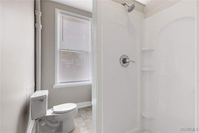 20 S Lombardy St, Richmond, VA 23220 - full bathroom featuring a shower and toilet