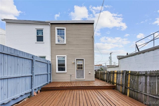 20 S Lombardy St, Richmond, VA 23220 - wooden terrace featuring a fenced backyard