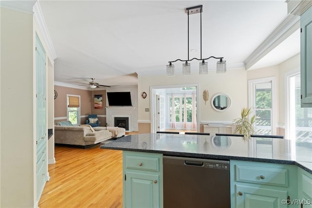 3608 Tyverton Ct, Henrico, VA 23233 - kitchen with stainless steel dishwasher, crown molding, healthy amount of natural light, ceiling fan, and light wood-style flooring