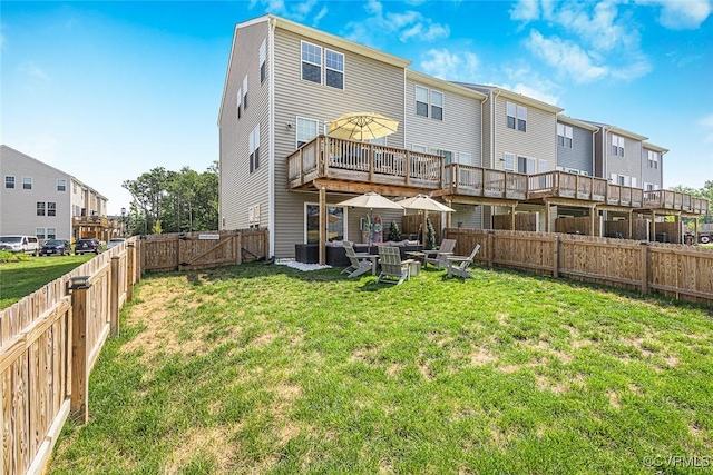 585 Rivanna Hill Rd, Glen Allen, VA 23060 - rear view of house with a fenced backyard and a residential view