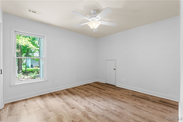 102 Penrith Ct, Williamsburg, VA 23185 - unfurnished room featuring light wood finished floors and a ceiling fan