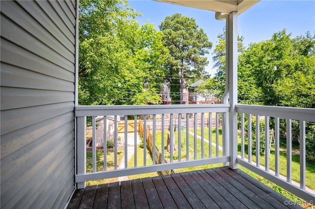 2502 4th Ave, Richmond, VA 23222 - view of wooden deck