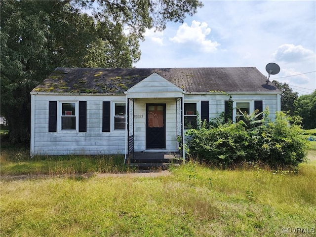 25521 Ferndale Rd, Petersburg, VA 23803 - view of front facade with roof with shingles