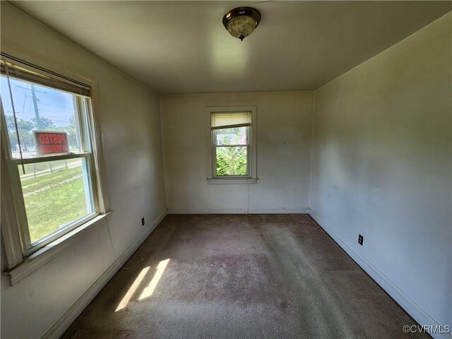 25521 Ferndale Rd, Petersburg, VA 23803 - unfurnished room with carpet and baseboards