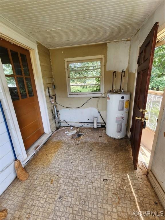 25521 Ferndale Rd, Petersburg, VA 23803 - sunroom featuring electric water heater and healthy amount of natural light