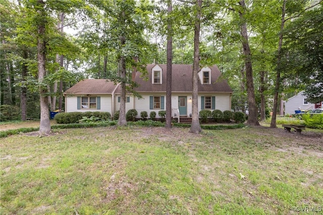 3949 Llewellyn Ln, Chesterfield, VA 23832 - new england style home featuring a front yard