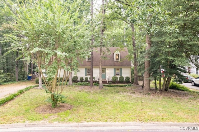 3949 Llewellyn Ln, Chesterfield, VA 23832 - view of front of property with a front lawn