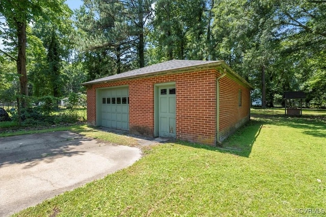 43 Franktown Rd, Hampton, VA 23663 - garage featuring driveway
