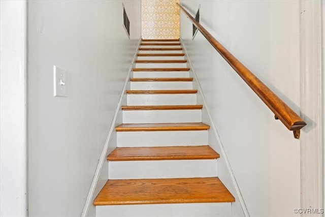43 Franktown Rd, Hampton, VA 23663 - view of stairs