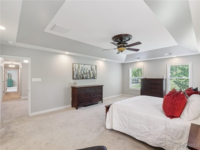 13625 Brandy Oaks Rd, Chesterfield, VA 23832 - bedroom featuring a tray ceiling, light carpet, ceiling fan, and recessed lighting
