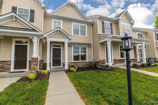 6419 Belay Dr, Chesterfield, VA 23234 - view of front of home featuring a front lawn, board and batten siding, and a porch