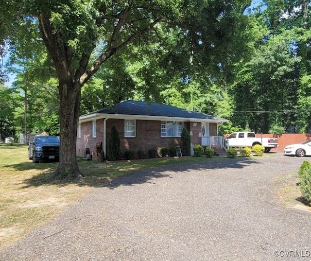 5946 Swanson Rd, Richmond, VA 23225 - view of front of home with brick siding