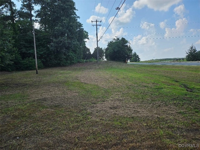 25122 S Tidewater Trl, Tappahannock, VA 22560 - view of yard