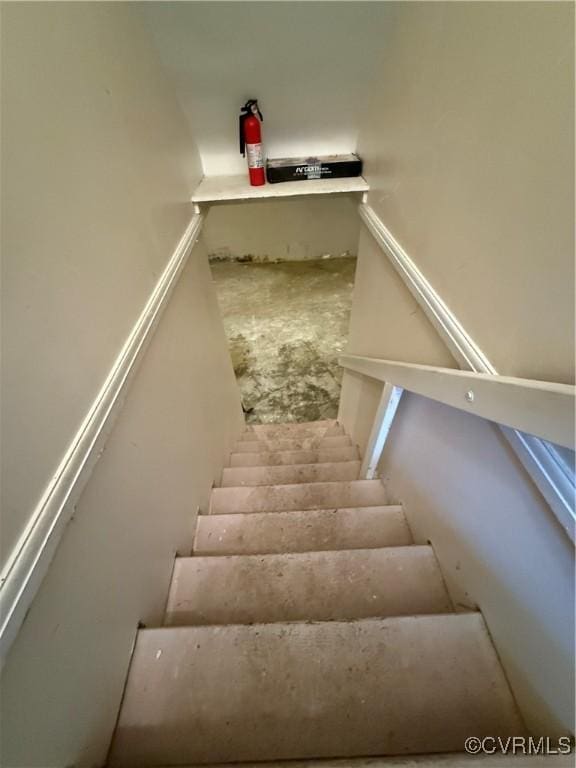 305 Danray Dr, Henrico, VA 23227 - view of staircase