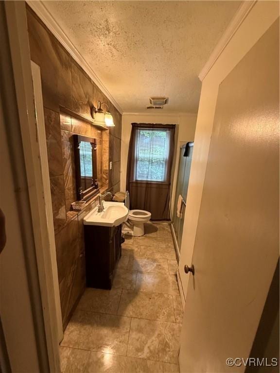 305 Danray Dr, Henrico, VA 23227 - full bath with crown molding, a textured ceiling, vanity, and a stall shower