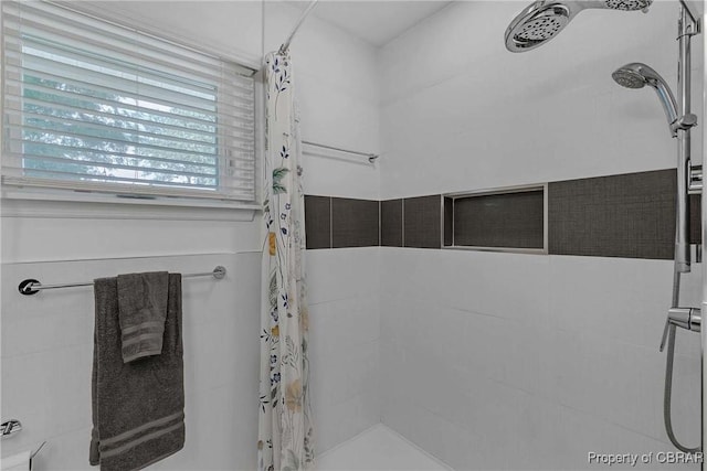 1583 Winona Park Dr, West Point, VA 23181 - full bathroom featuring a tile shower