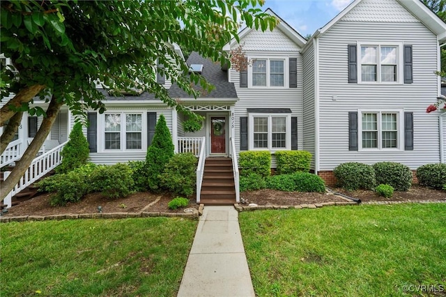 8015 Buford, North Chesterfield, VA 23235 - victorian house featuring a front lawn