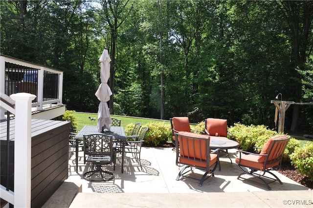 6197 Fishermans Way, Mechanicsville, VA 23116 - view of patio with outdoor dining space