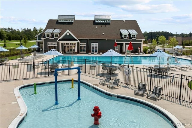 6431 Faulkner Dr, North Chesterfield, VA 23234 - community pool featuring a patio