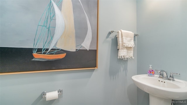 7000 Greenholm Pl, Chesterfield, VA 23234 - bathroom with a sink