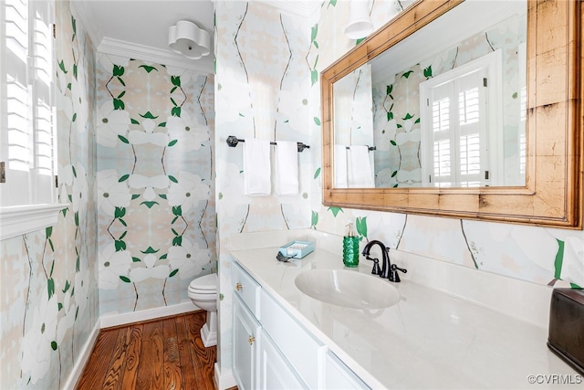 105 Williamson Ct, Henrico, VA 23229 - bathroom with vanity, wood finished floors, wallpapered walls, ornamental molding, and a shower