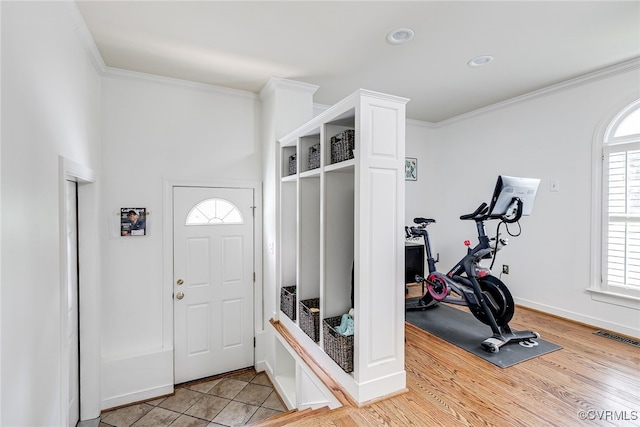 105 Williamson Ct, Henrico, VA 23229 - entryway featuring crown molding and light wood finished floors