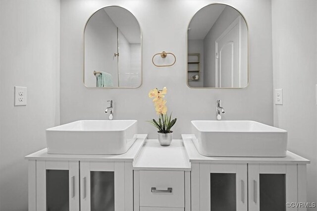 2227 S Whitehill Dr, Petersburg, VA 23803 - bathroom with double vanity
