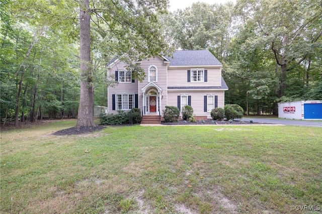 13813 Bluff Ridge Dr, Chesterfield, VA 23838 - traditional-style home with a front lawn