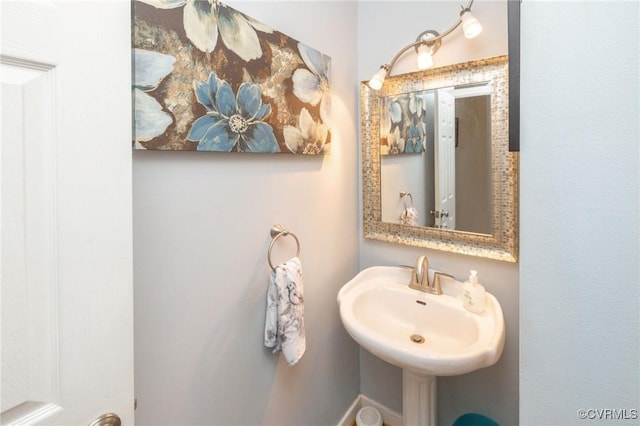 13813 Bluff Ridge Dr, Chesterfield, VA 23838 - bathroom with a sink