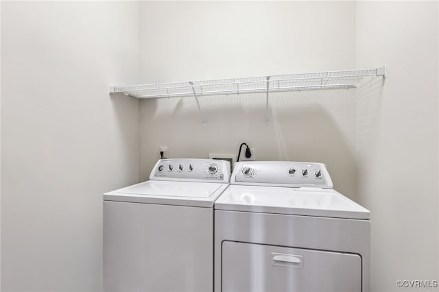 5915 E Stonepath Garden Dr, Chester, VA 23831 - laundry room featuring washer and dryer