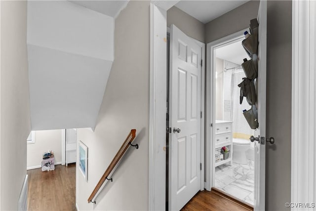 2419 Fon Du Lac Rd, Henrico, VA 23229 - staircase featuring baseboards