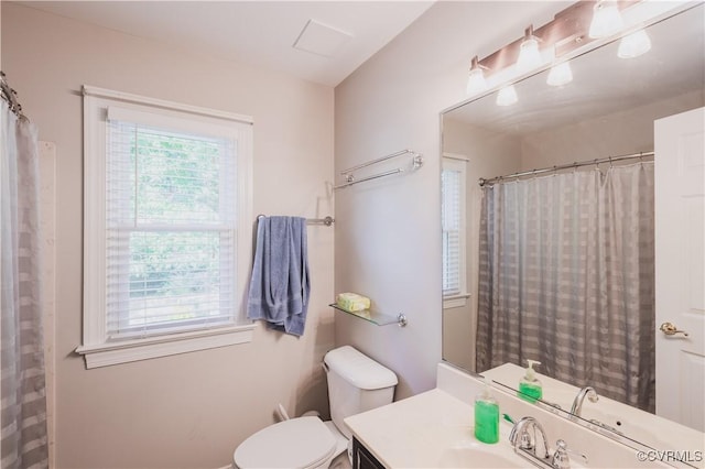 12703 Kelsey Pointe Ct, Chester, VA 23831 - bathroom featuring vanity and curtained shower