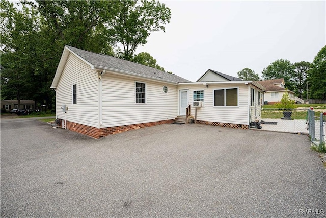 12226 Bristle Cone Ln, Ruther Glen, VA 22546 - view of front of property with driveway, entry steps, a gate, and a shingled roof