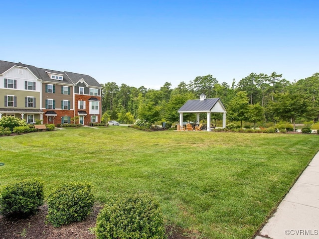 341 Crofton Village Ter Unit Kd, Chesterfield, VA 23114 - view of grassy yard featuring a gazebo