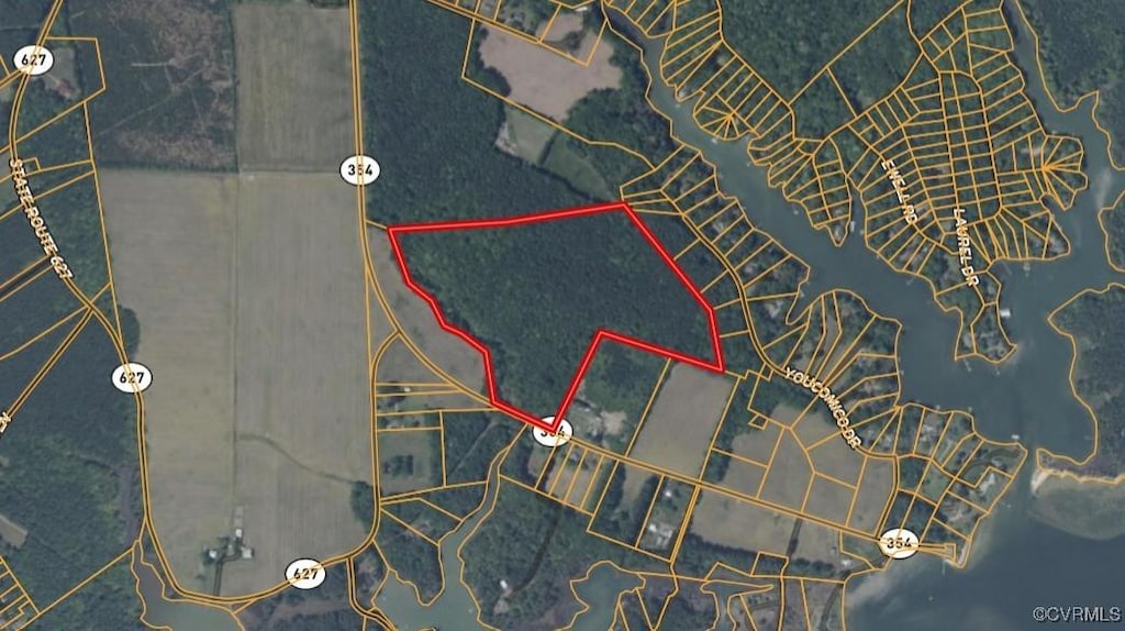 028A River Rd, Mollusk, VA 22503