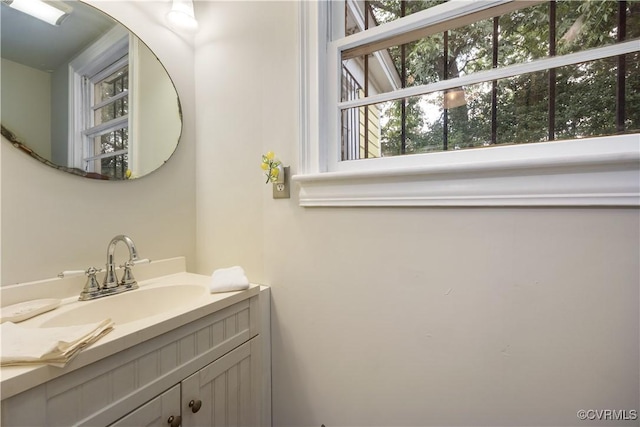 544 High St, Petersburg, VA 23803 - bathroom with vanity