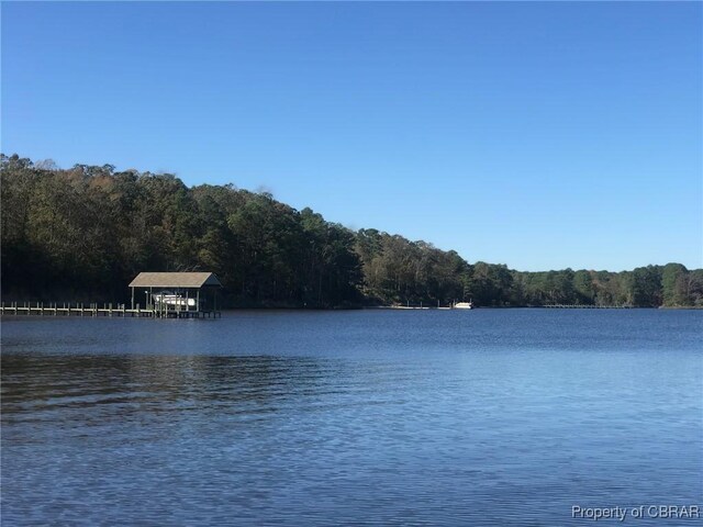 27 E W Pkwy, Gloucester, VA 23061