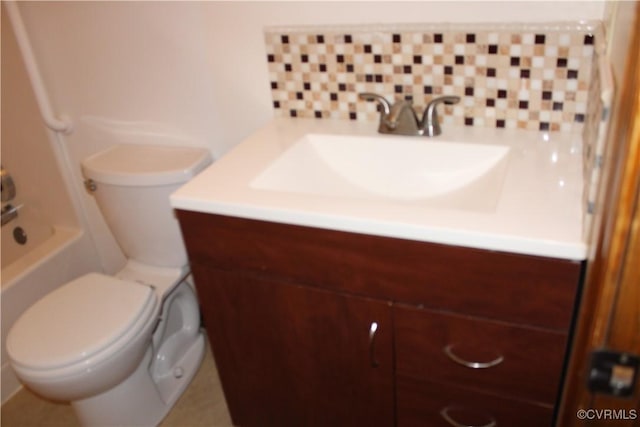 7401 Velvet Antler Dr, Midlothian, VA 23112 - full bathroom with vanity, decorative backsplash, and shower / bath combination