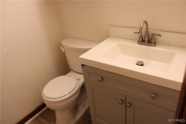 7401 Velvet Antler Dr, Midlothian, VA 23112 - half bath with vanity and toilet