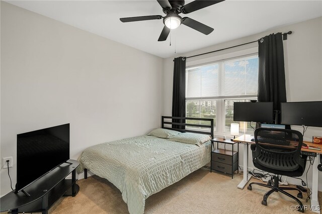 5845 Austin Woods Dr, North Chesterfield, VA 23234 - carpeted bedroom featuring a desk and a ceiling fan
